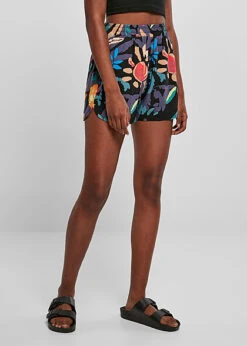 Urban Classics Damen Kurze Viskose Shorts All Over Print 2-Pockets Schwarz